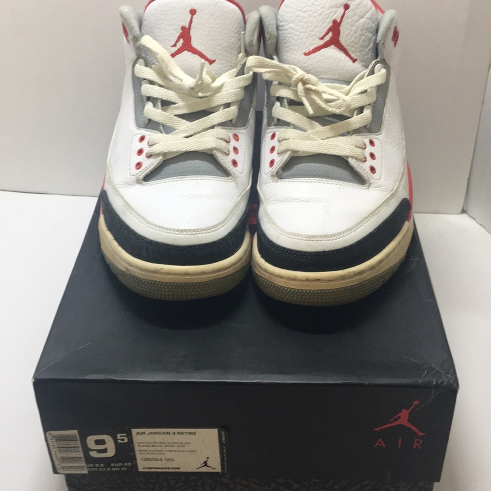 Air Jordan 3 Retro Men size 9.5